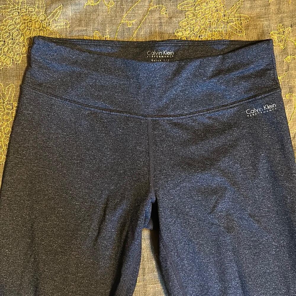 Calvin Klein Performance Mid-Calf Yoga Pants